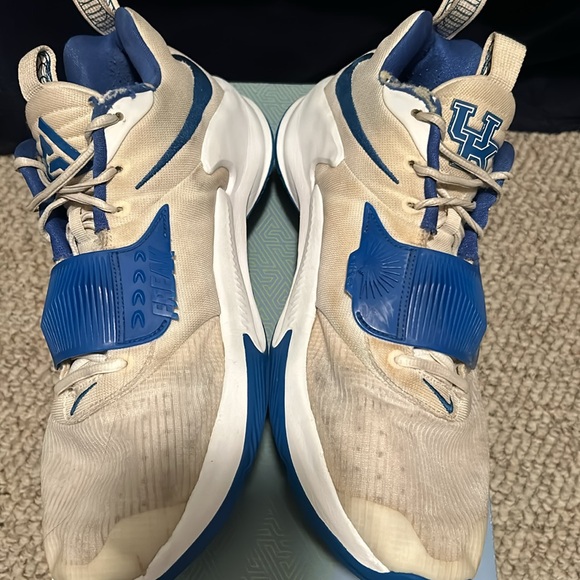 Kentucky wildcat nike freak 4 team issued player excusive shoe size 14 mens main image 5